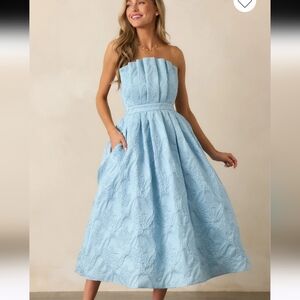 entro Strapless Powder Blue Textured Midi Ball Gown